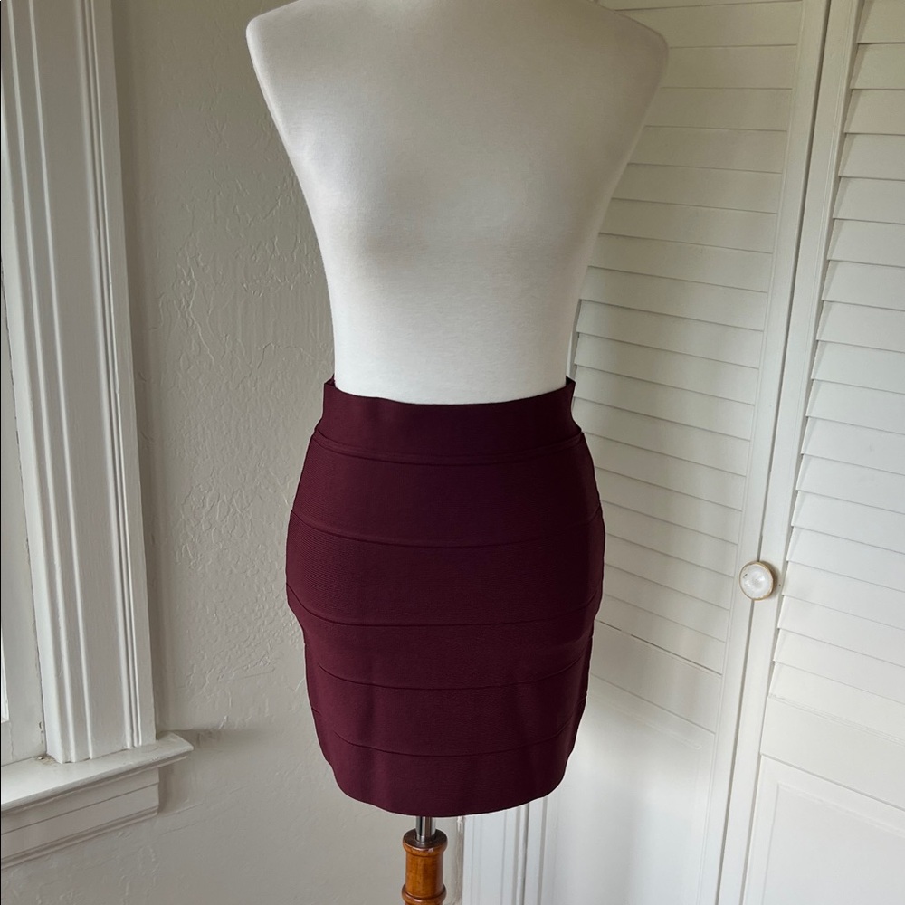 Romeo & Juliet Couture miniskirt *NWT*